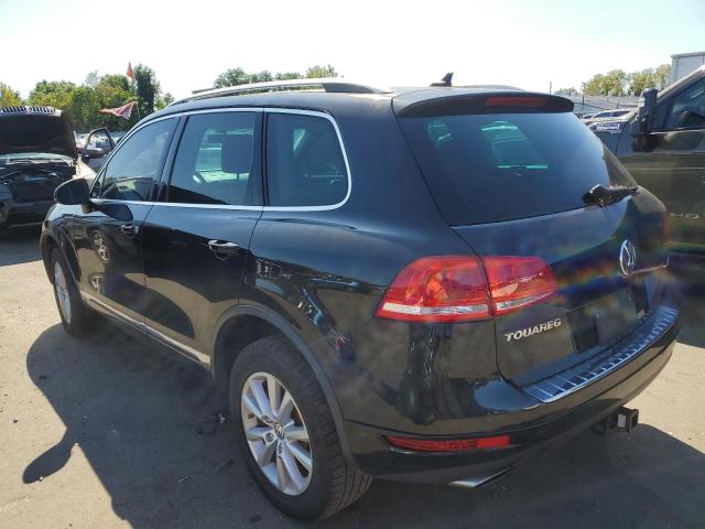 WVGEF9BP2ED015470 - 2014 VOLKSWAGEN TOUAREG V6 BLACK photo 2