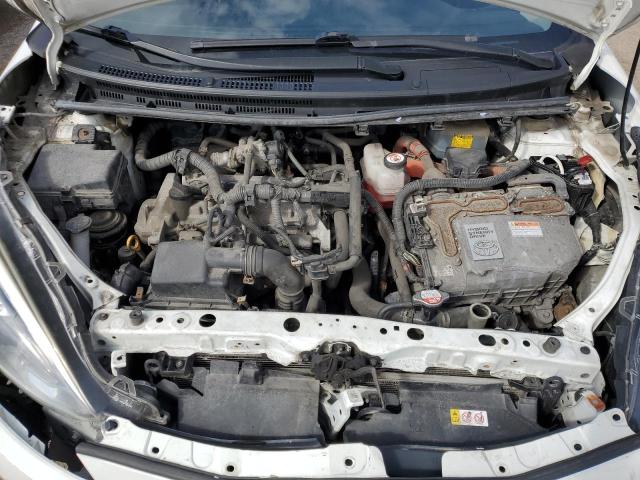 JTDKDTB32J1606952 - 2018 TOYOTA PRIUS C 白色 照片 11