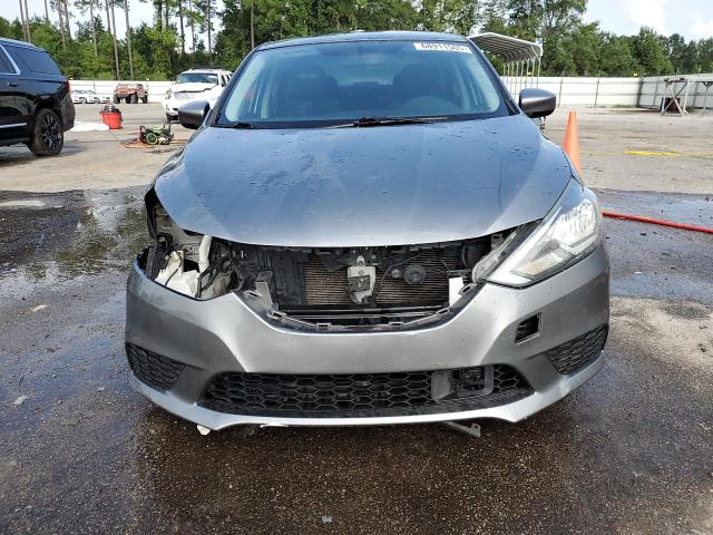 3N1AB7AP8JY212447 - 2018 NISSAN SENTRA S 灰色 照片 5