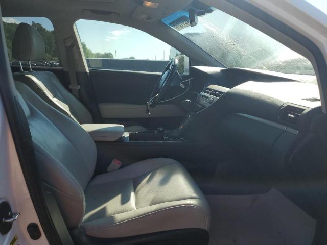 2T2BK1BA2DC162220 - 2013 LEXUS RX 350 BASE WHITE photo 7