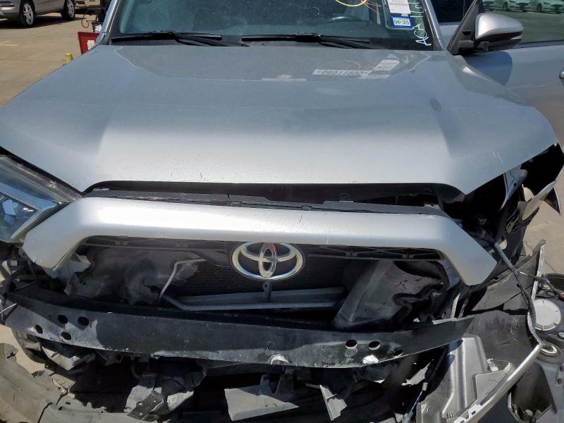 JTEZU5JRXH5161407 - 2017 TOYOTA 4RUNNER SR5 SILVER photo 11