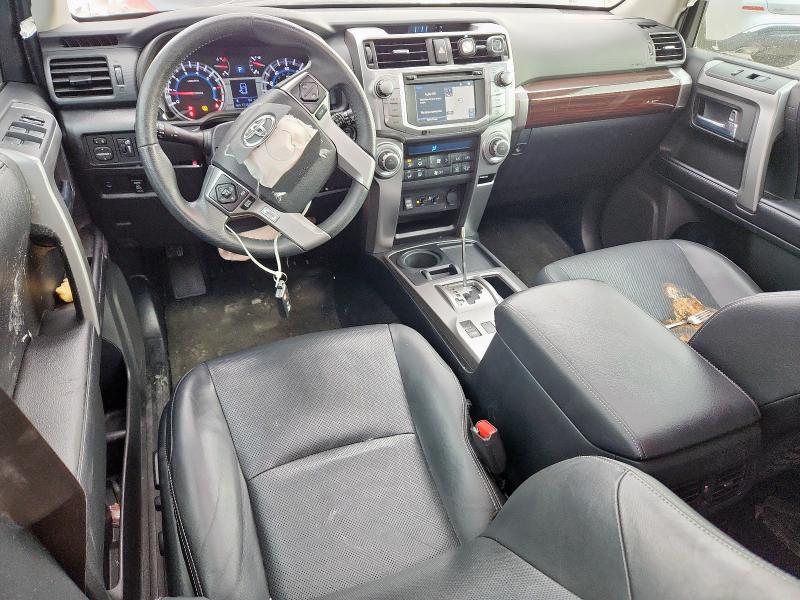 JTEZU5JRXH5161407 - 2017 TOYOTA 4RUNNER SR5 SILVER photo 8