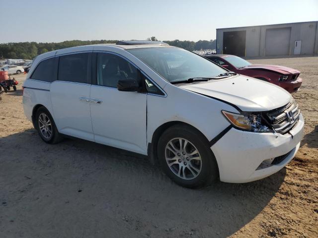 5FNRL5H62DB021511 - 2013 HONDA ODYSSEY EXL Weiß Foto 4