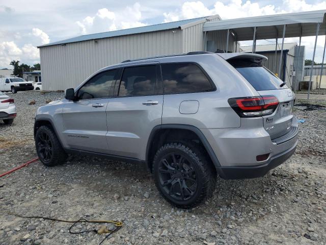 1C4RJFAGXKC820333 - 2019 JEEP GRAND CHER LAREDO 银色 照片 2