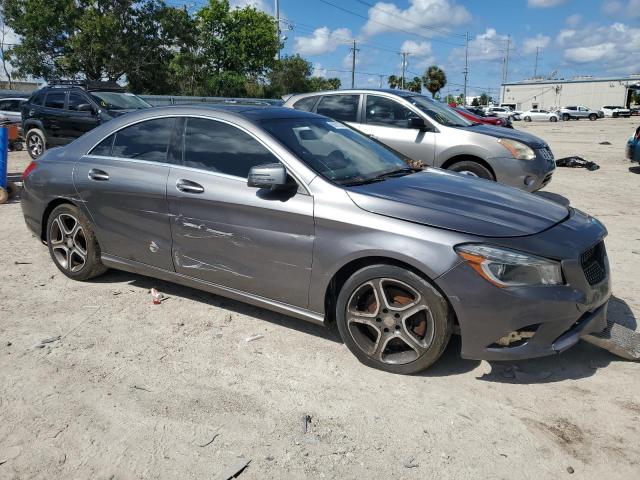 WDDSJ4GB4EN149614 - 2014 MERCEDES-BENZ CLA 250 4MATIC GRAY photo 4