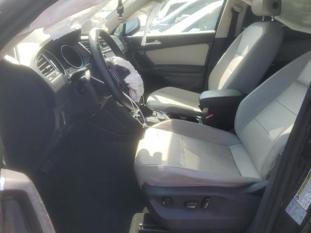 3VV2B7AX9JM061046 - 2018 VOLKSWAGEN TIGUAN SE Noir photo 7