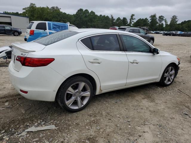 19VDE1F74DE016236 - 2013 ACURA ILX 20 TECH WHITE photo 3