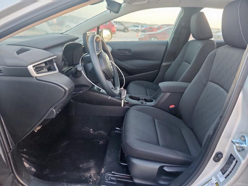 5YFB4MDE7RP228610 - 2024 TOYOTA COROLLA LE ვერცხლისფერი ფოტო 7