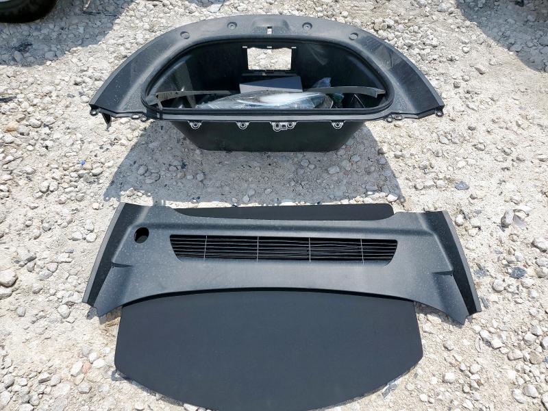 7SAYGDEE1NA010877 - 2022 TESLA MODEL Y WHITE photo 13