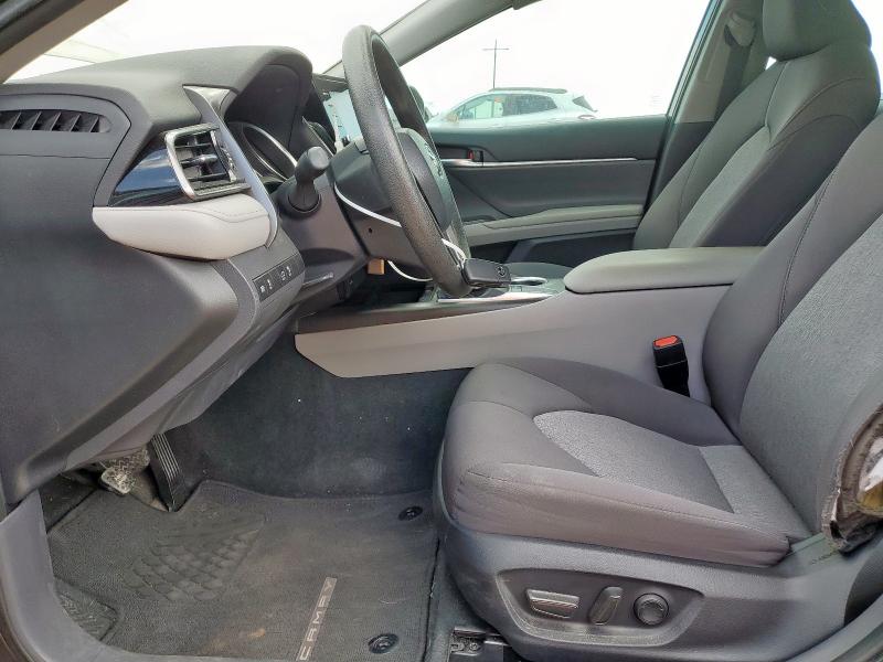 4T1C11AKXPU112447 - 2023 TOYOTA CAMRY LE GRAY photo 7