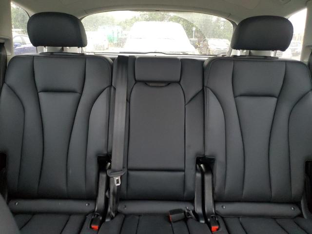 WA1LCBF72RD008122 - 2024 AUDI Q7 PREMIUM PLUS GRAY photo 10