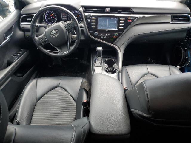 4T1G11AK9LU394740 - 2020 TOYOTA CAMRY SE BLUE photo 8