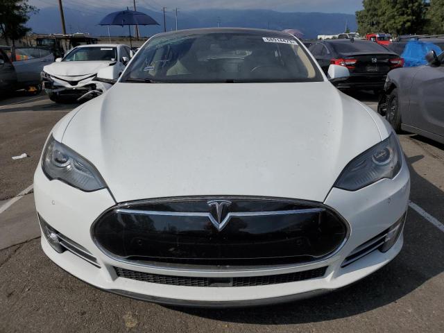 5YJSA1H19EFP50482 - 2014 TESLA MODEL S Weiß Foto 5
