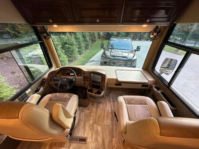 4UZACJDT2HCJC7940 - 2017 FREIGHTLINER CHASSIS XC ყავისფერი ფოტო 9