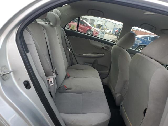 JTDBU4EE1DJ121144 - 2013 TOYOTA COROLLA BASE Gümüş foto 10