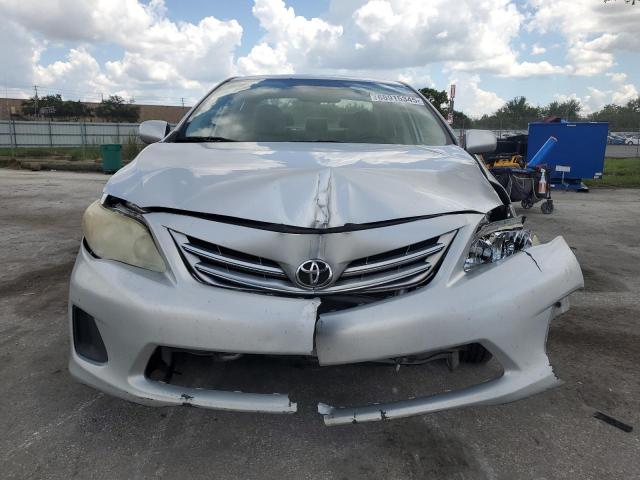 JTDBU4EE1DJ121144 - 2013 TOYOTA COROLLA BASE Gümüş foto 5