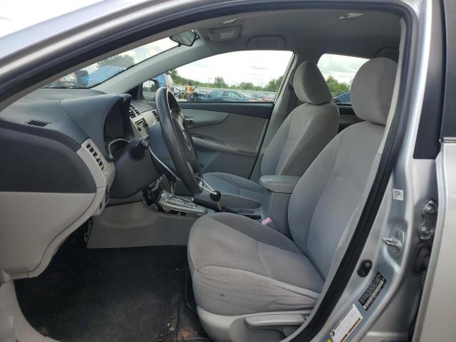 JTDBU4EE1DJ121144 - 2013 TOYOTA COROLLA BASE Gümüş foto 7