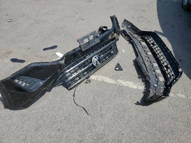 1V2LC2CA3MC211121 - 2021 VOLKSWAGEN ATLAS CROS SE BLACK photo 13