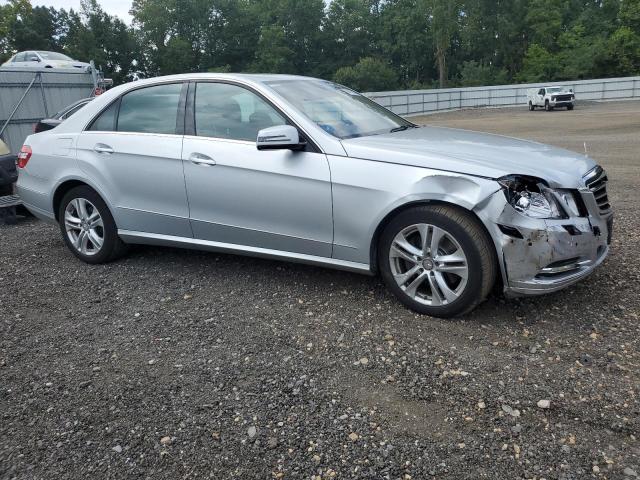 WDDHF8HB8BA362196 - 2011 MERCEDES-BENZ E 350 4MATIC SILVER photo 4