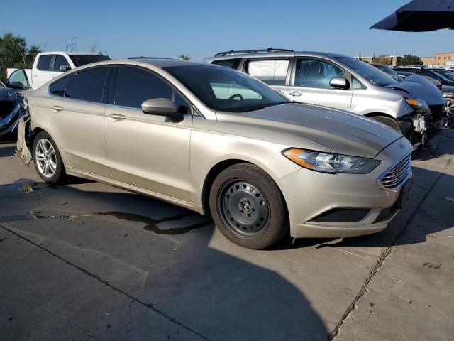 3FA6P0HD7JR148859 - 2018 FORD FUSION SE TAN photo 4