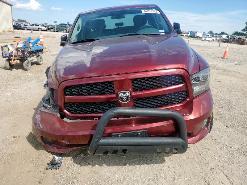 1C6RR7FTXJS332385 - 2018 RAM 1500 ST RED photo 5