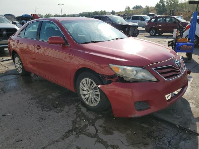 4T1BF3EKXBU685750 - 2011 TOYOTA CAMRY BASE Czerwony zdjęcie 4