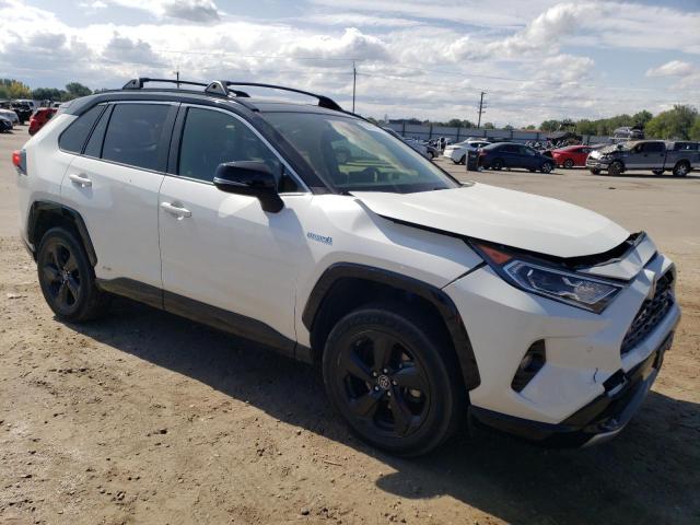 JTMEWRFV3KJ018162 - 2019 TOYOTA RAV4 XSE WHITE photo 4