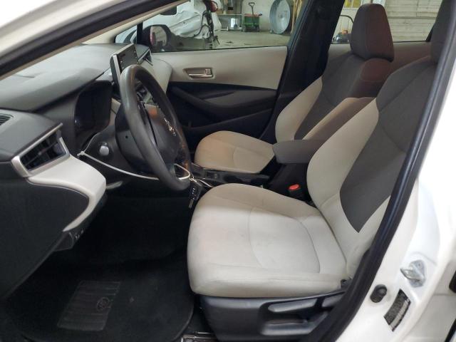 5YFEPMAE0MP187027 - 2021 TOYOTA COROLLA LE WHITE photo 7