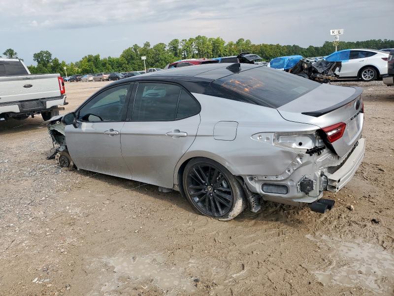 4T1K61AK5PU120713 - 2023 TOYOTA CAMRY XSE 银色 照片 2