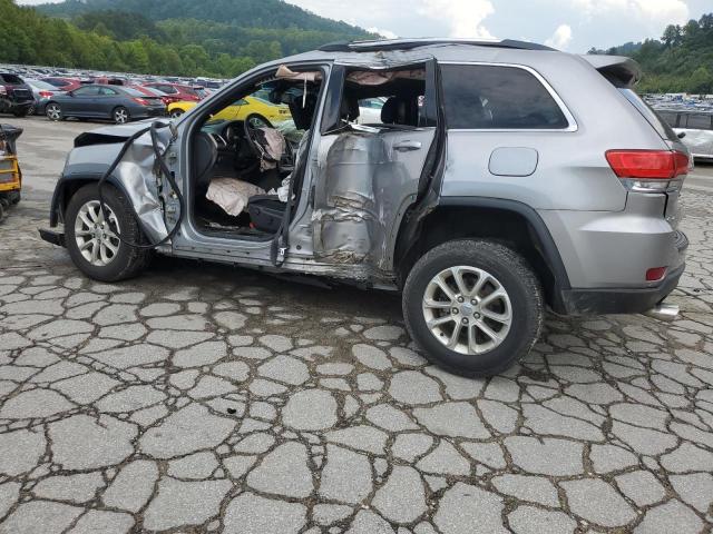 1C4RJFAG9FC894509 - 2015 JEEP GRAND CHEROKEE LAREDO SILVER photo 2