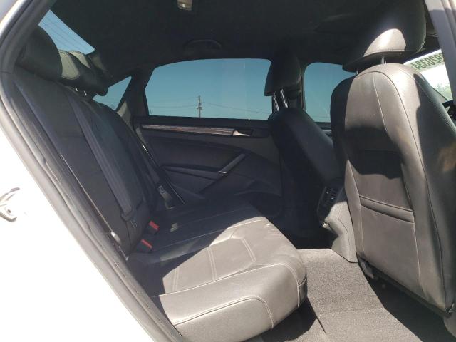 1VWMA7A33MC008997 - 2021 VOLKSWAGEN PASSAT R-LINE Weiß Foto 10