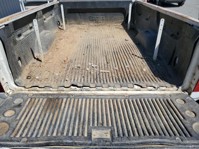 1GCHC24K67E523960 - 2007 CHEVROLET SILVERADO C2500 HEAVY DUTY WHITE photo 10