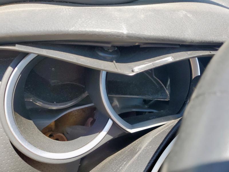 5TELU42N58Z559699 - 2008 TOYOTA TACOMA DOUBLE CAB WHITE photo 9