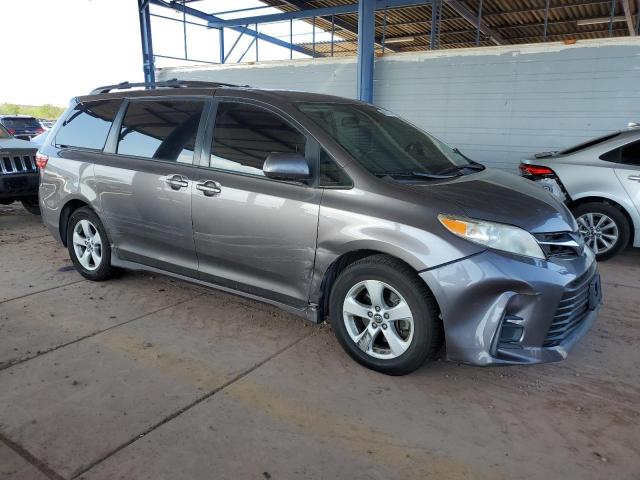 5TDKZ3DC9KS001930 - 2019 TOYOTA SIENNA LE GRAY photo 4