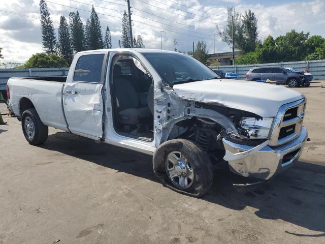 3C63R3HL5JG236344 - 2018 RAM 3500 SLT Սպիտակ լուսանկար 4
