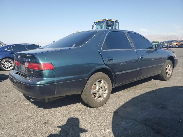JT2BG22K0V0003351 - 1997 TOYOTA CAMRY LE GREEN photo 3