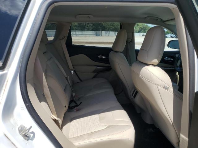 1C4PJLCB7KD340056 - 2019 JEEP CHEROKEE LATITUDE Սպիտակ լուսանկար 11