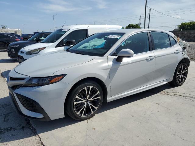 4T1G11AK8RU222983 - 2024 TOYOTA CAMRY SE NIGHT SHADE GRAY photo 1