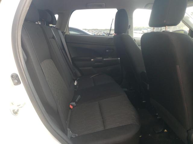 JA4ARUAU7MU017728 - 2021 MITSUBISHI OUTLANDER ES WHITE photo 11