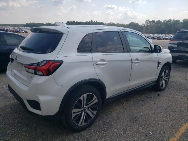 JA4ARUAU7MU017728 - 2021 MITSUBISHI OUTLANDER ES WHITE photo 3