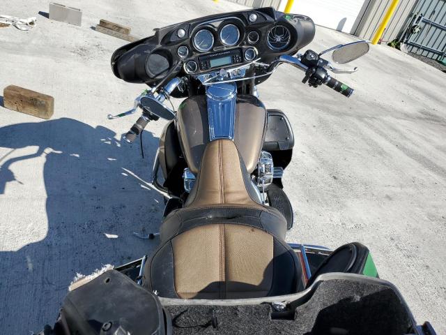 5HD1FCW1X4Y620812 - 2004 HARLEY-DAVIDSON FLHTCUI 双色 照片 6