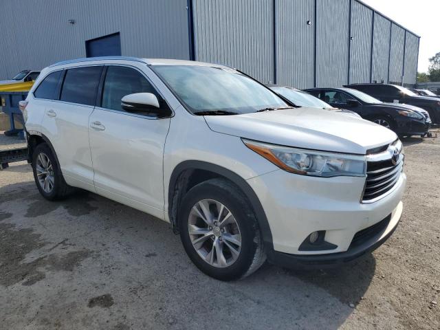 5TDJKRFH4FS176801 - 2015 TOYOTA HIGHLANDER XLE თეთრი ფოტო 4