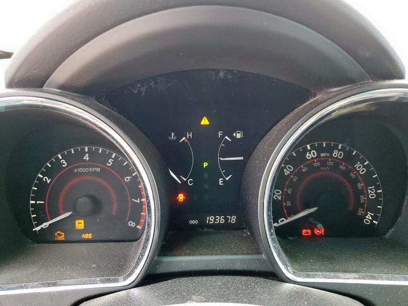 5TDZK3EH9BS044869 - 2011 TOYOTA HIGHLANDER BASE Сріблястий фото 9