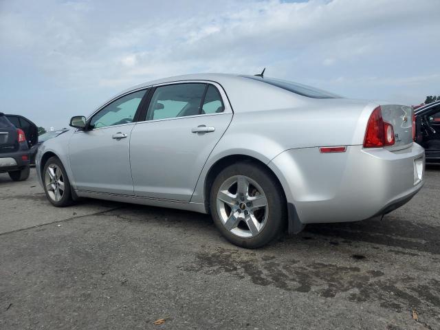 1G1ZH57B49F117846 - 2009 CHEVROLET MALIBU 1LT SILVER photo 2