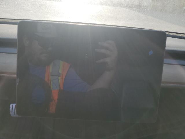 5YJ3E1ECXNF239829 - 2022 TESLA MODEL 3 Սև լուսանկար 9