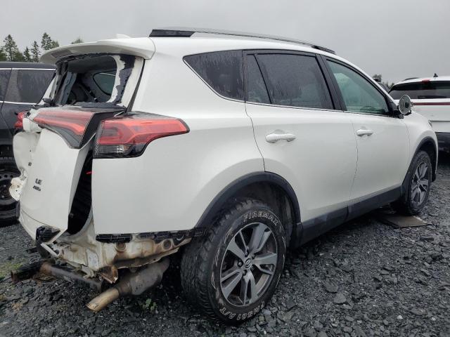 2T3BFREVXJW822060 - 2018 TOYOTA RAV4 LE WHITE photo 3