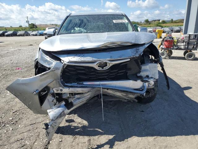 5TDBZRBH2MS100688 - 2021 TOYOTA HIGHLANDER L 银色 照片 5