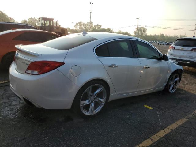 2G4GV5GV9D9231291 - 2013 BUICK REGAL GS WHITE photo 3
