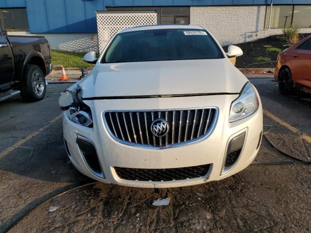 2G4GV5GV9D9231291 - 2013 BUICK REGAL GS WHITE photo 5