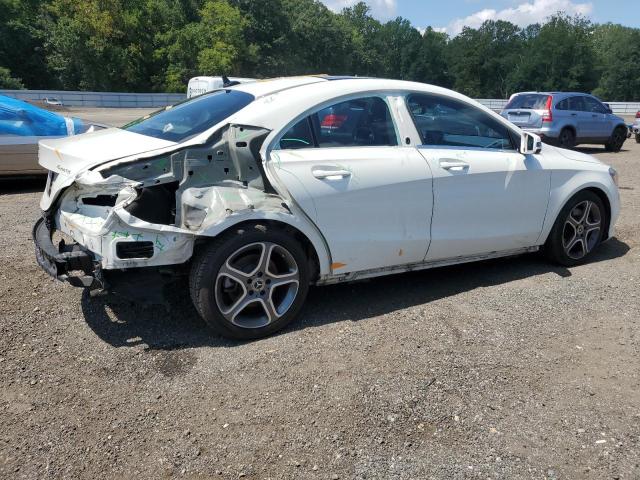 WDDSJ4GB4JN518983 - 2018 MERCEDES-BENZ CLA 250 4MATIC WHITE photo 3
